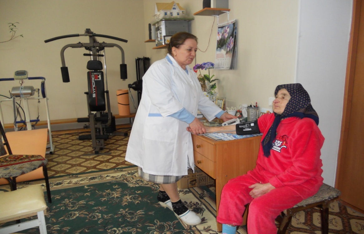 Activitatea  zilnică a kinetoterapeutului şi asistentului medical